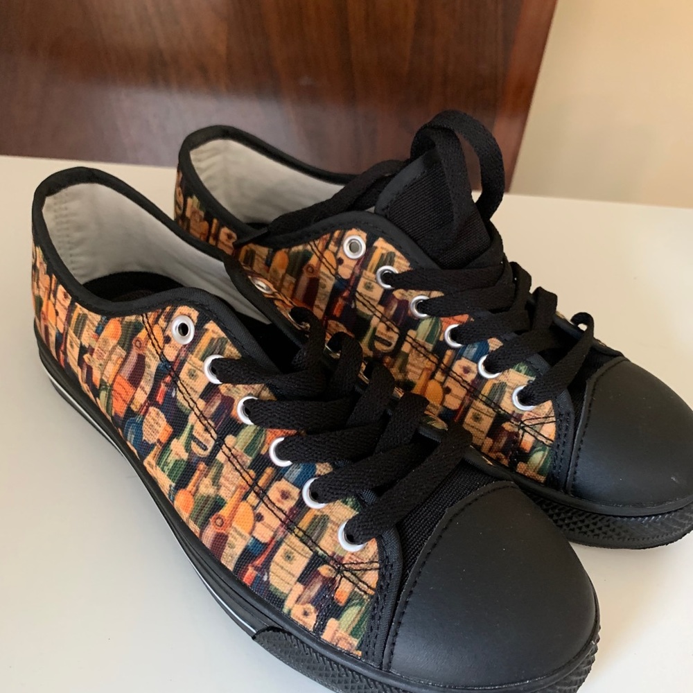 Wine shoes! Brand new never worn 5 1/2